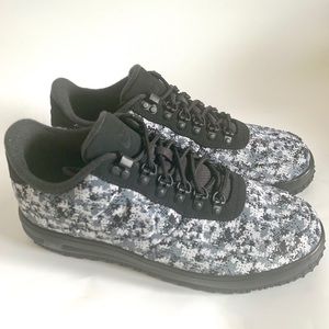 Nike LF1 Duckboot Low TXT